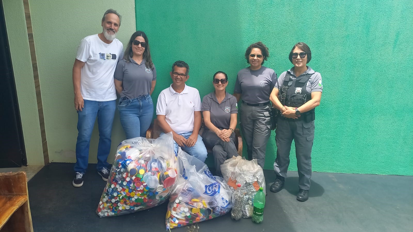 PPPR recolhe tampinhas de plástico em unidades penais em prol de ação social, em Londrina