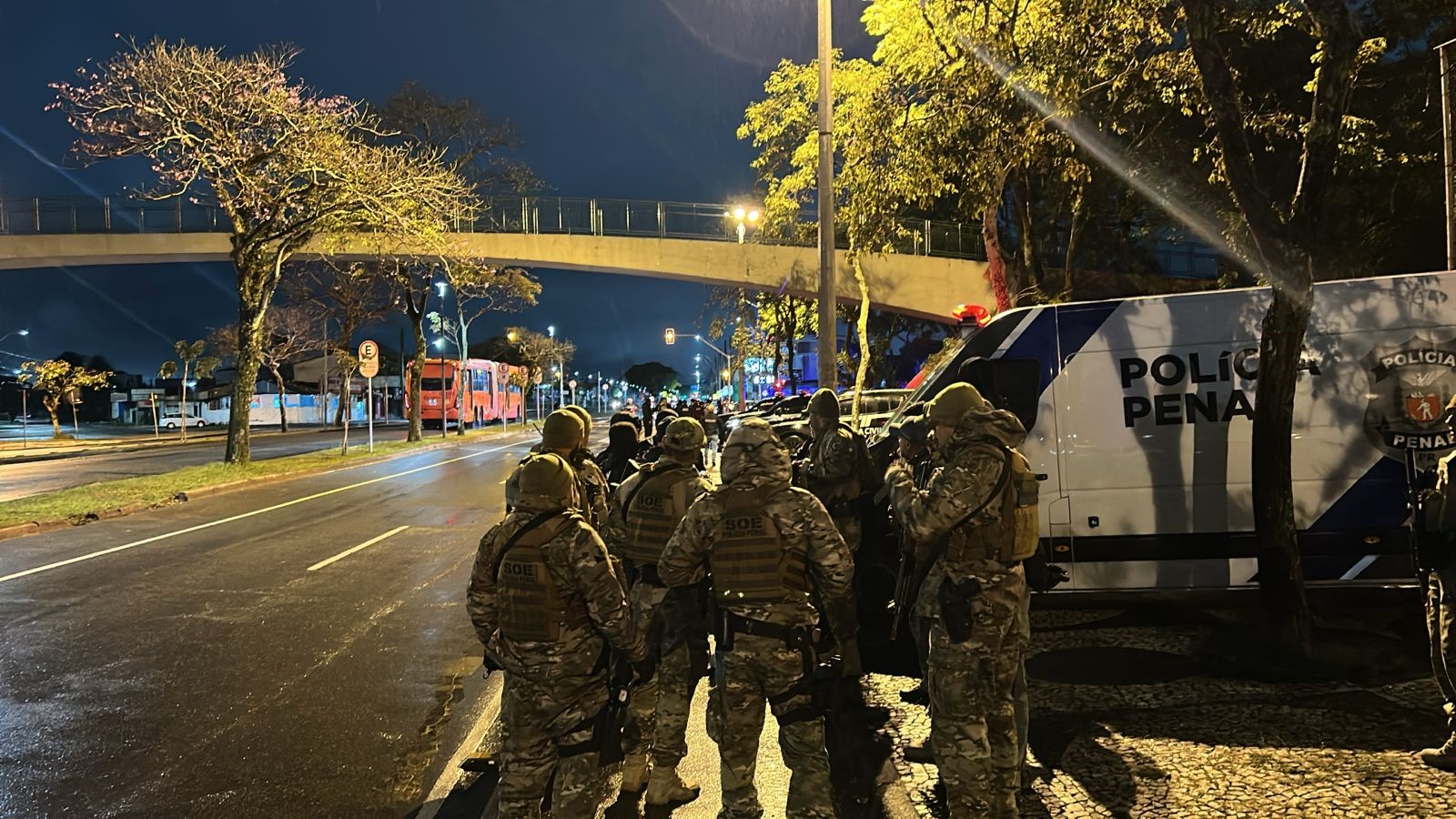 Polícia Penal do Paraná atua em operação integrada no Alto Boqueirão