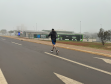 Corredor de rua percorre 18 km com o propósito de destacar o trabalho da Polícia Penal em Cascavel