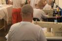 Polícia Penal distribui mais de mil brindes artesanais produzidos no sistema prisional durante o Verão Maior Paraná
