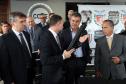 O governador Beto Richa e o secretário estadual da Segurança Pública e Administração Penitenciária, Wagner Mesquita, entregam mais 160 pistolas da marca Glock para a Polícia Civil e 45 viaturas para o Departamento Penitenciário do Paraná (Depen).  As entregas fazem parte do programa Paraná Seguro da Secretaria de Segurança Pública e Administração Penitenciária.Curitiba, 10/04/2017.Foto: Orlando Kissner/ANPr