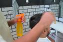Presos da penitenciária de Cascavel participam de minicurso com barbeiro profissional