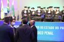Convênios do Departamento Penitenciário com outras instituições proporcionam os cursos de qualificação profissional aos presos, que serão ampliados neste semestre. As novas penitenciárias já virão com a estrutura montada para oferecer a capacitação.