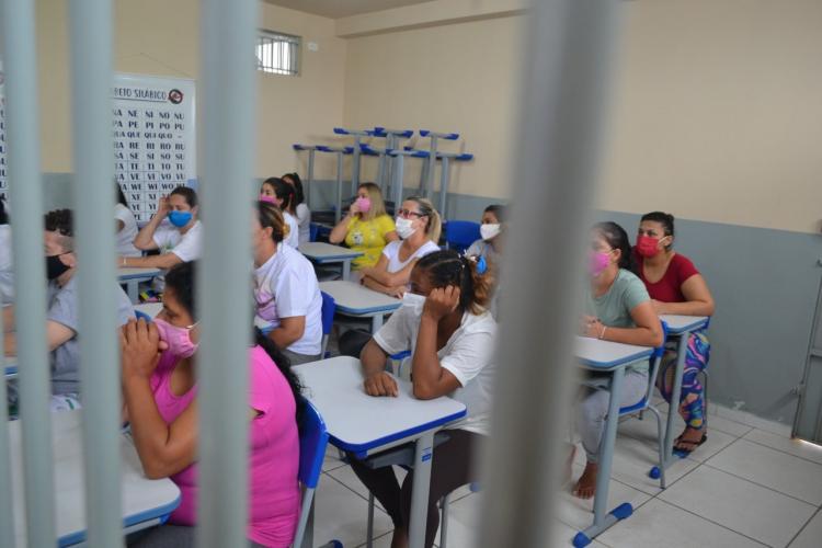 Projeto do Deppen de Ponta Grossa resgata vínculos afetivos da mulher presa com a família