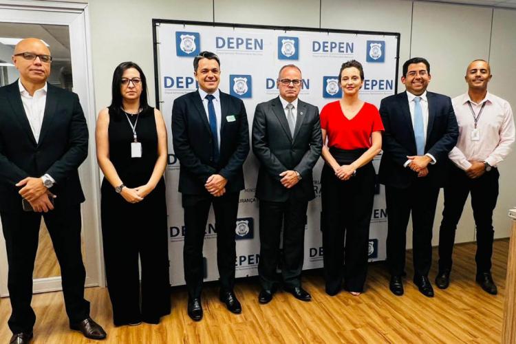 Diretor-geral da Polícia Penal do Paraná participa de reunião no Depen Nacional