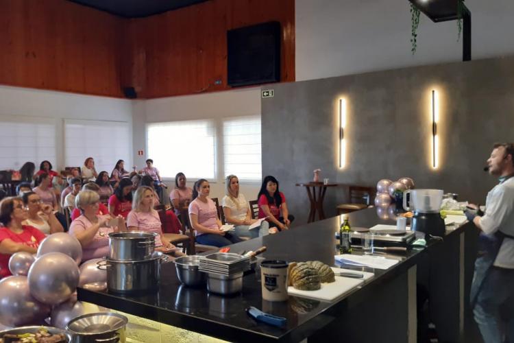 Polícia Penal do Paraná promove eventos do Outubro Rosa nas unidades prisionais do Estado