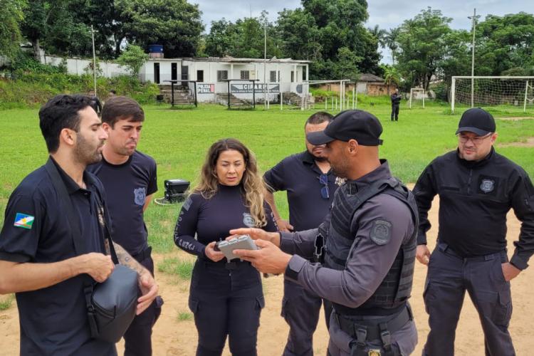Policiais penais do Paraná participam de curso de drones em Minas Gerais