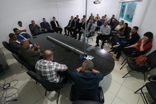 Secretário Hudson visita unidades de segurança em Londrina