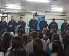 Alunos de Laranjeiras do Sul recebem palestras da Polícia Penal sobre prevenção ao crime e violência