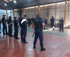 Policiais Penais realizam treinamento para guardas patrimoniais de Cascavel