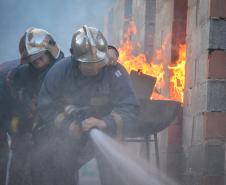 Polícia Penal do Paraná promove capacitação de combate a incêndio no ambiente prisional