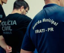 Polícia Penal instrui agentes da Polícia Civil e Guarda Municipal de Irati em imobilização e algemamento