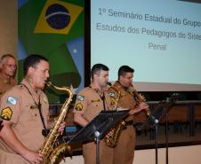 Pedagogos do sistema prisional debatem melhorias e diretrizes pedagógicas no Paraná