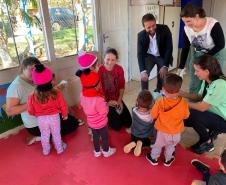 PPPR doa 590 peças de inverno a crianças de instituições sociais de Pitanga, Santa Maria do Oeste e Mato Rico