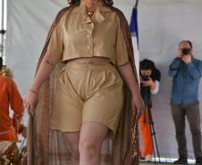 Desfile de Moda na Penitenciária Feminina do Paraná Destaca Talento e Reinserção Social das Custodiadas