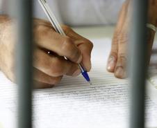 O certame é direcionado às Pessoas Privadas de Liberdade (PPL) com o tema “Tempo e Vida”, no âmbito dos estabelecimentos prisionais do Estado. A atividade é incluída na programação do Setor de Educação e Capacitação do Depen e dos CEEBJAs, responsáveis pela escolarização básica no Sistema Prisional. 