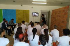Videoconferências geram economia e agilizam audiências de processos de presos 