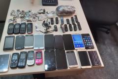 Depen e PM impedem entrada de 35 celulares na PEP I