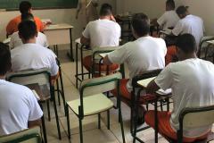 O Encceja é mais uma oportunidade às pessoas privadas de liberdade que não tiveram chance de concluir os estudos na idade apropriada. Nesta edição foram 4.178 presos participaram, sendo 649 a mais que na última edição, o que representa um aumento de 15,53%.
