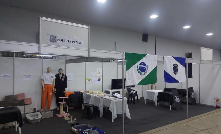 Polícia Penal do Paraná expõe trabalhos e equipamentos em exposição de Paranavaí