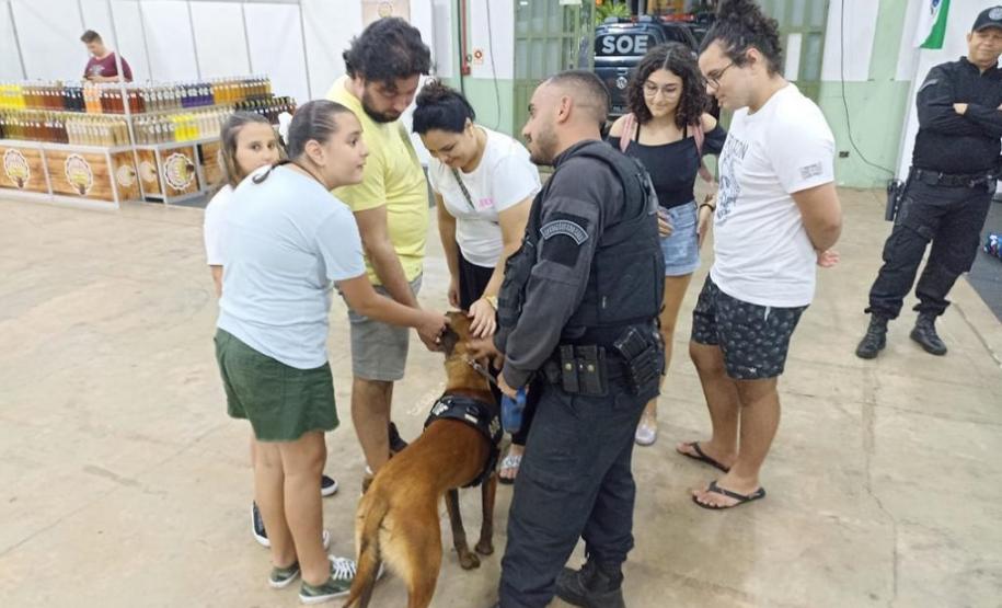Polícia Penal do Paraná expõe trabalhos e equipamentos em exposição de Paranavaí