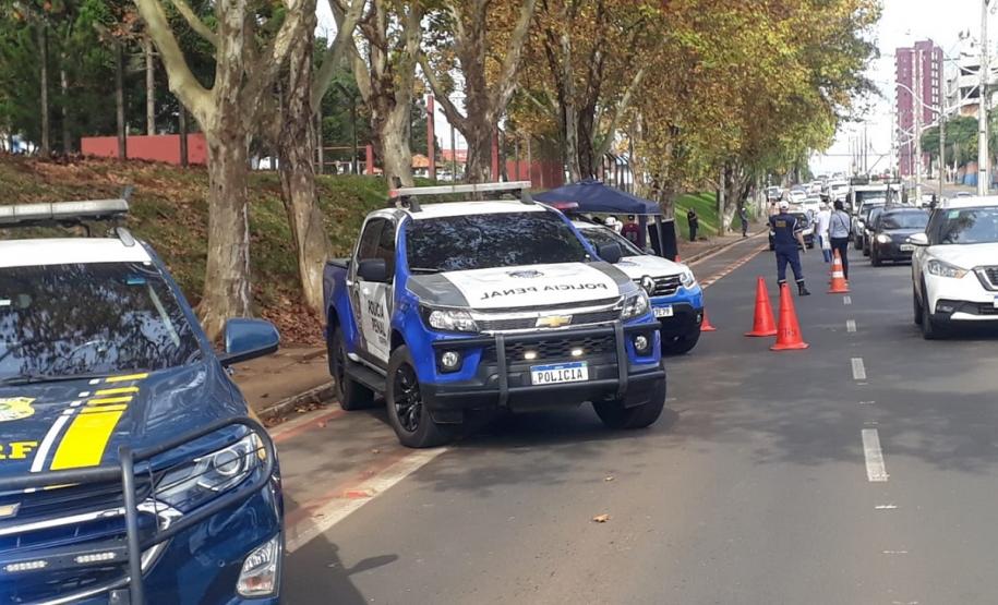 Maio Amarelo: Polícia Penal do Paraná realiza ações de educação no trânsito e prevenção de acidentes