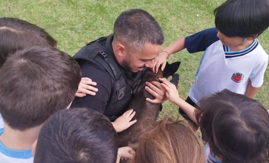 Em parceria com a Secretaria Municipal de Educação, Polícia Penal auxilia em projeto educativo sobre fauna em CMEIs de Maringá