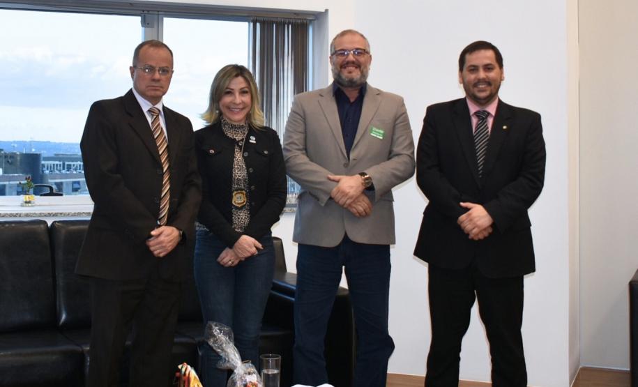 Construção de novas Unidades de Progressão é tema de reunião em Brasília