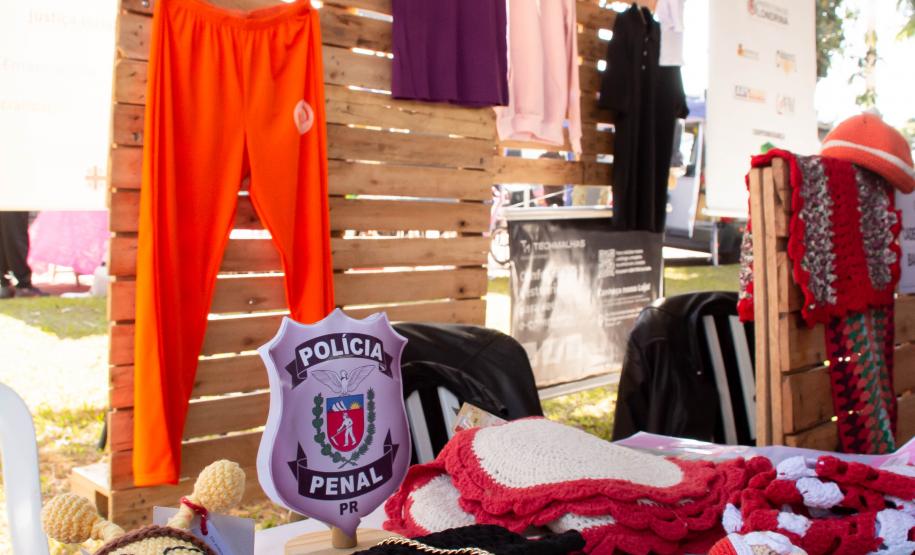 Polícia Penal expõe trabalhos desenvolvidos por apenados de Londrina no programa Paraná em Ação