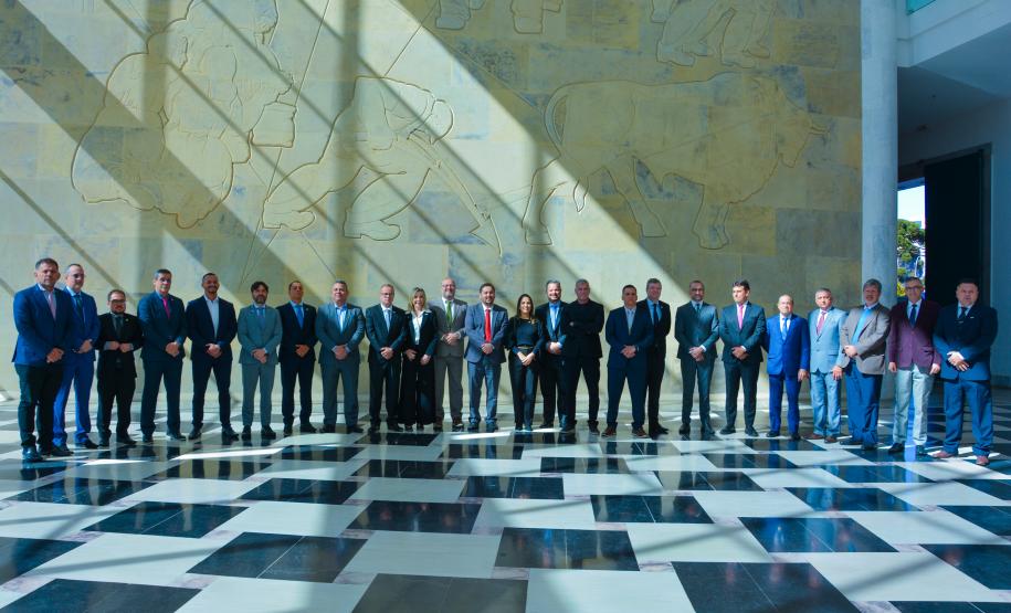 Reunião do Consej no Paraná reúne 23 secretários da administração penitenciária do país