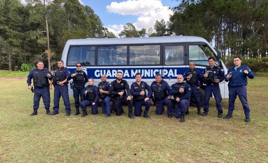 Polícia Penal do Paraná capacita 60 guardas municipais em imobilização e algemamento