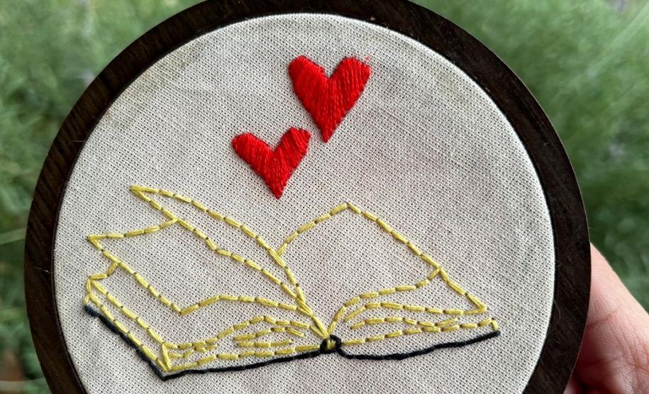 Produção artesanal de apenados é difundida na feira educacional de Londrina