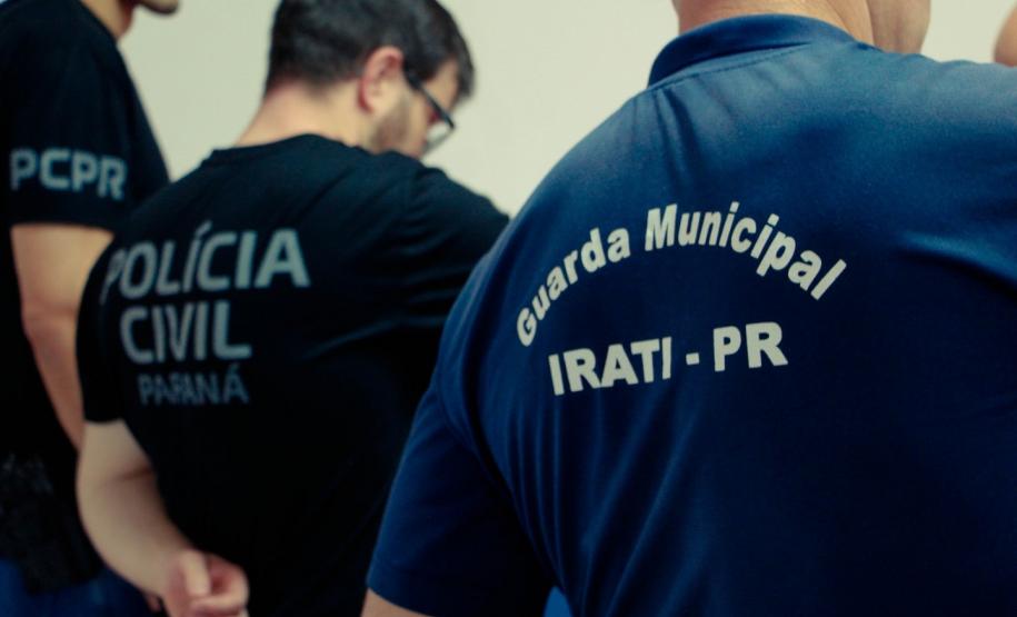 Polícia Penal instrui agentes da Polícia Civil e Guarda Municipal de Irati em imobilização e algemamento