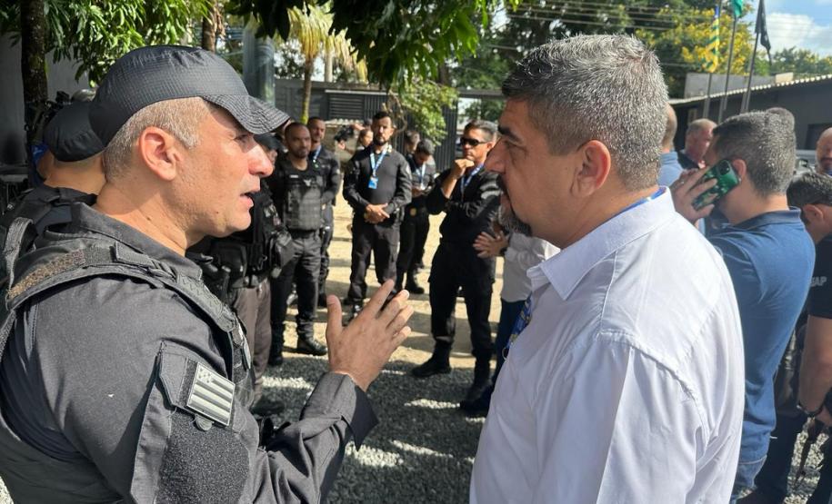 Paraná visita unidades prisionais e central de monitoramento eletrônico de Goiânia
