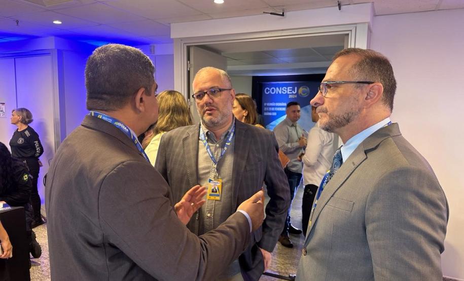 Paraná visita unidades prisionais e central de monitoramento eletrônico de Goiânia