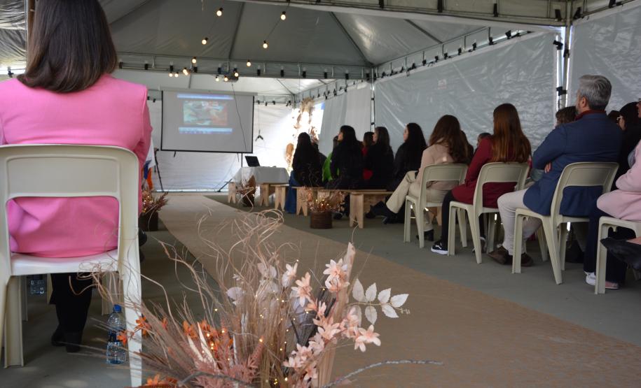 Desfile de Moda na Penitenciária Feminina do Paraná Destaca Talento e Reinserção Social das Custodiadas