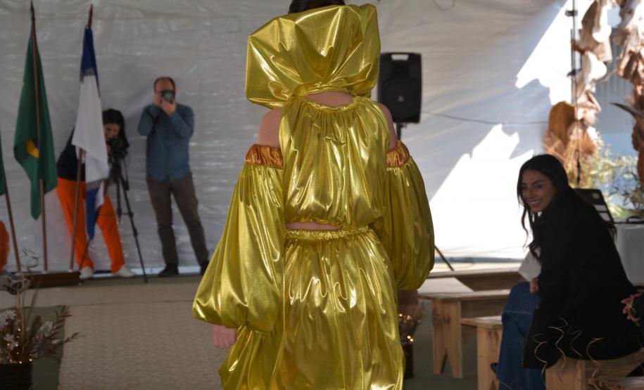 Desfile de Moda na Penitenciária Feminina do Paraná Destaca Talento e Reinserção Social das Custodiadas