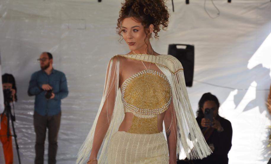 Desfile de Moda na Penitenciária Feminina do Paraná Destaca Talento e Reinserção Social das Custodiadas