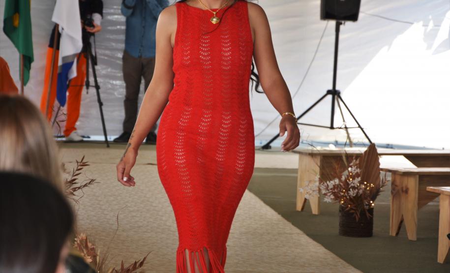 Desfile de Moda na Penitenciária Feminina do Paraná Destaca Talento e Reinserção Social das Custodiadas