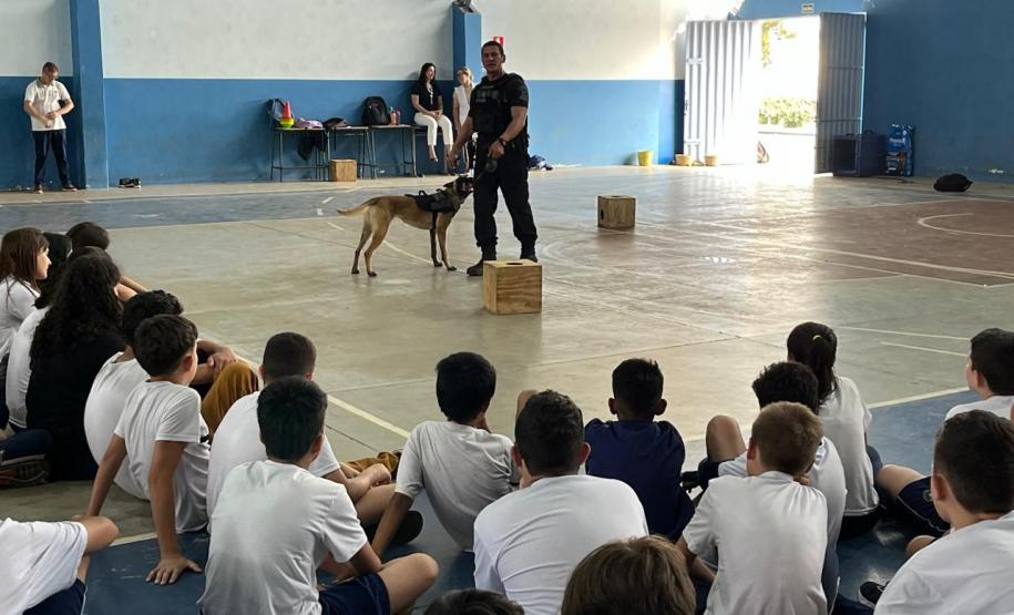 Polícia Penal promove palestras sobre valorização da vida em colégios estaduais de Laranjeiras do Sul