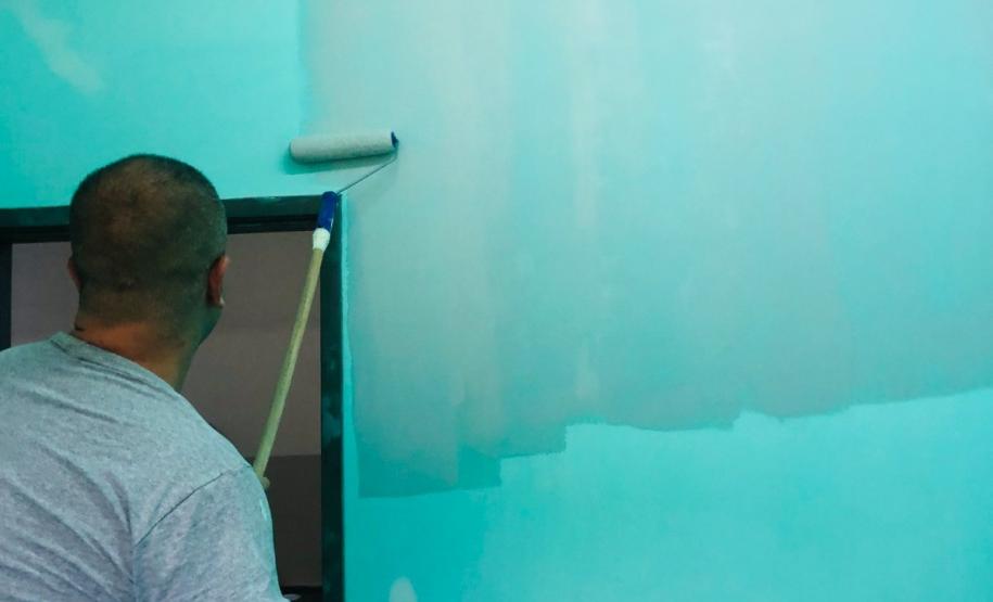 Polícia Penal do Paraná forma 14 custodiados e curso de pintura imobiliária