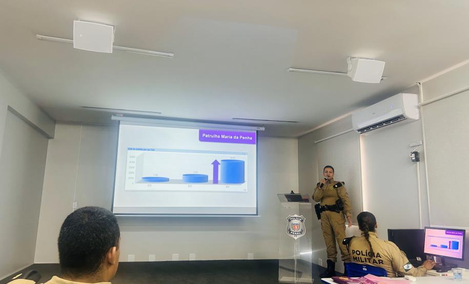 Colônia Penal de Maringá recebe palestra sobre combate à violência contra a mulher