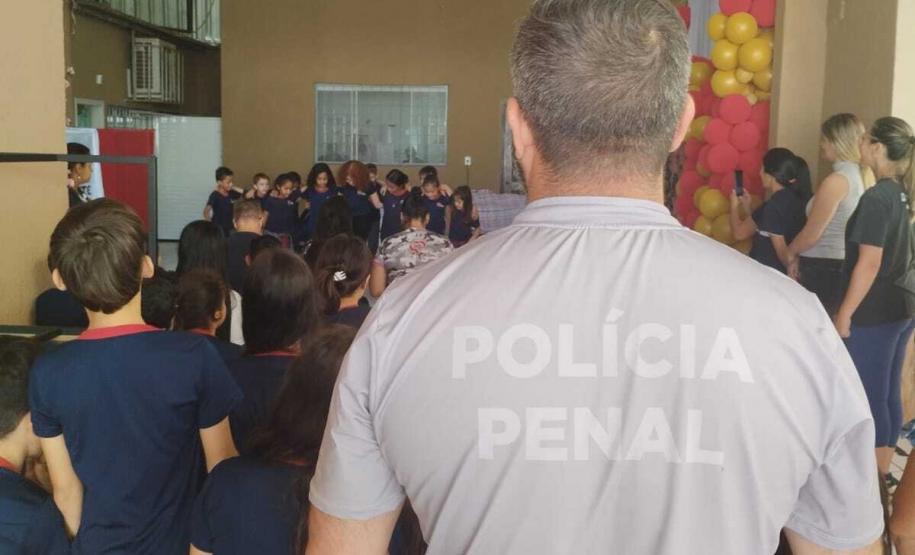 Dois mil amigurumis confeccionados por pessoas privadas de liberdade são distribuídos em Foz do Iguaçu em ação social