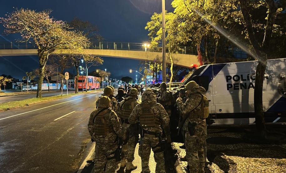 Polícia Penal do Paraná atua em operação integrada no Alto Boqueirão