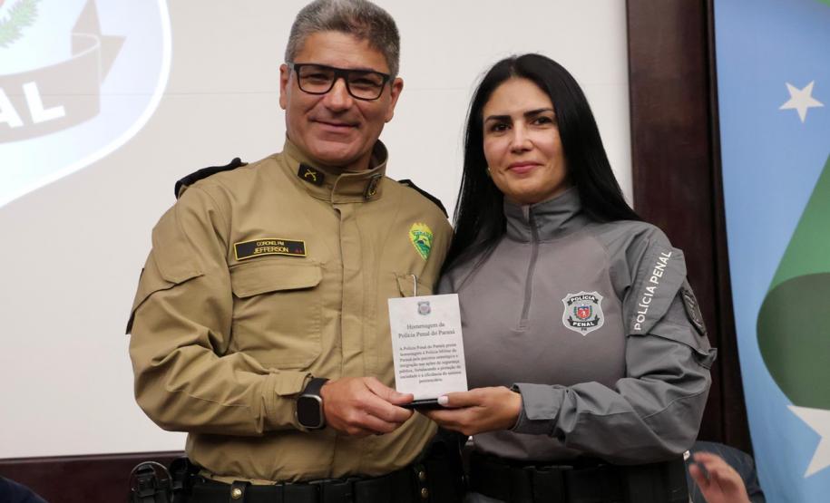 Sistema Penitenciário do Paraná celebra 117 anos com solenidade marcada por homenagens, palestras e reconhecimento institucional