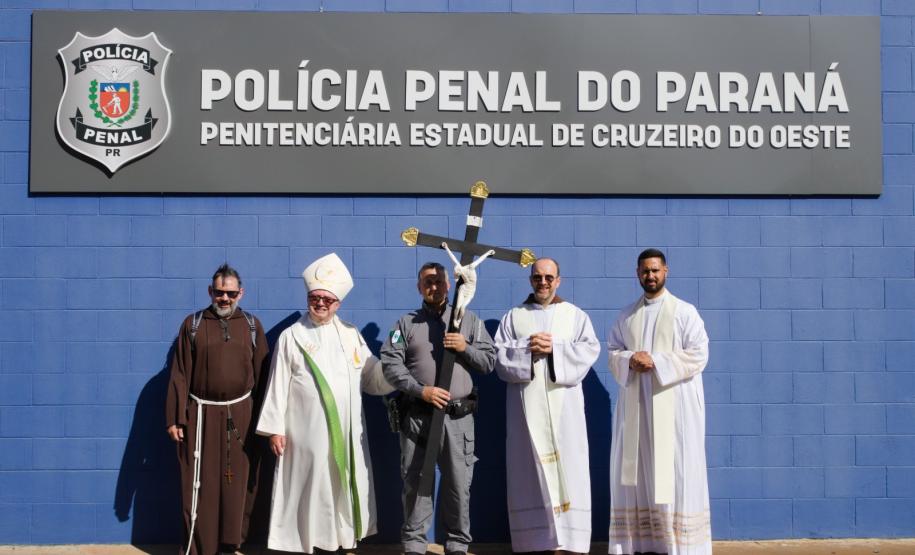 Caminhada marca celebração do “Jubileu dos Encarcerados” na Penitenciária Estadual de Cruzeiro do Oeste