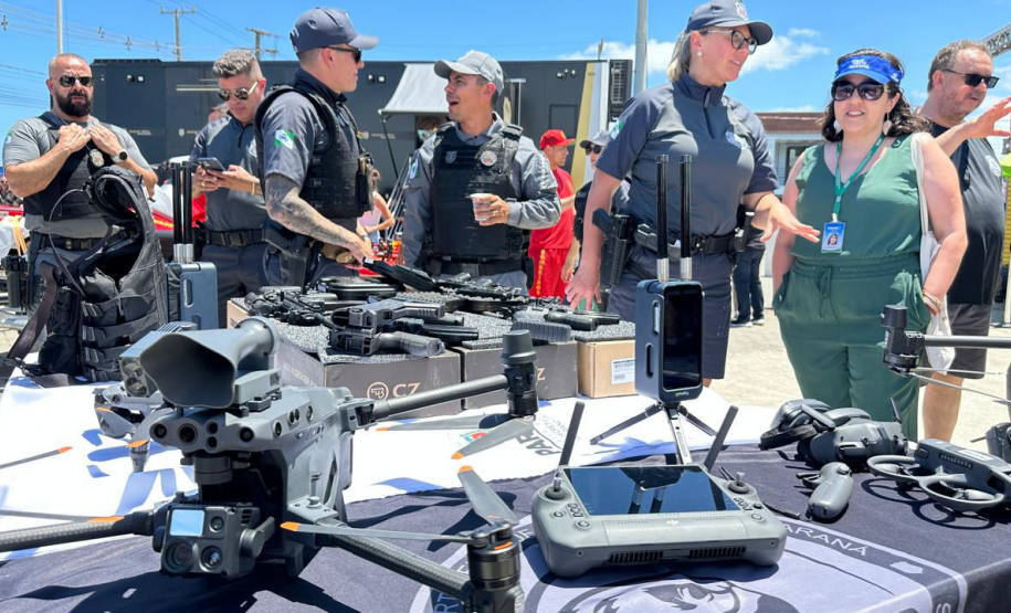 PPPR recebe viaturas e equipamentos durante a abertura do Verão Maior Paraná