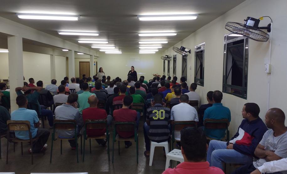 Iniciativa privada oferece oportunidades de trabalho a detentos de Maringá Iniciativa privada oferece oportunidades de trabalho a detentos de Maringá