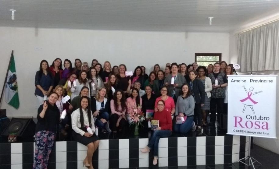Servidoras do Depen aderem a campanha Outubro Rosa Servidoras do Depen aderem a campanha Outubro Rosa