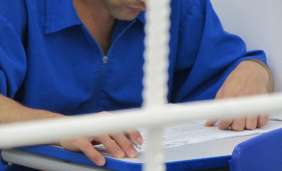 Alunos do sistema prisional são aprovados no vestibular da UEL